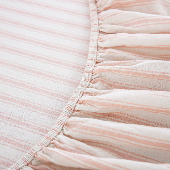 Fully elasticized blush pink striped fitted sheet with durable full-wrap stretch fitting mattresses up to 14-16 inches deep - DAUAOTO