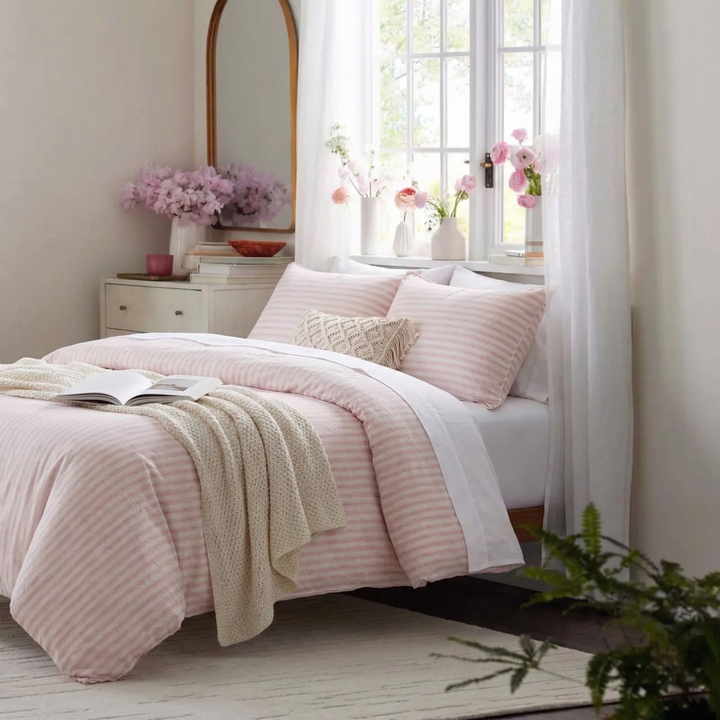 Lived-in texture of the blush pink yarn-dyed stripe bedding for a modern farmhouse aesthetic - DAUAOTO