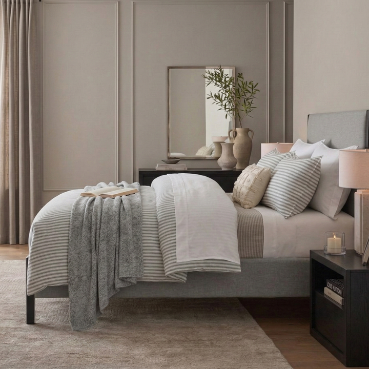 Effortless coastal-inspired elegance in a modern bedroom with striped linen cotton blend duvet cover - DAUAOTO