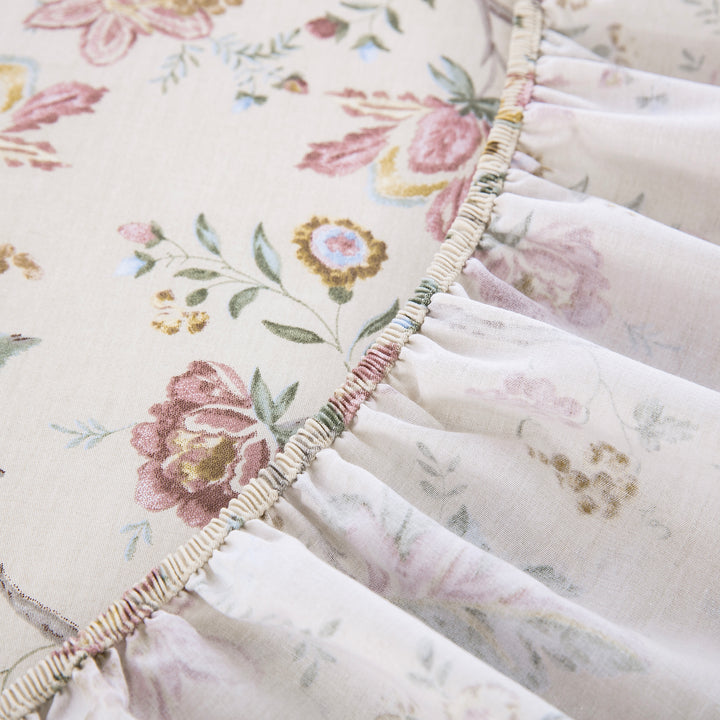 Close-up of the fully elasticized edge on the DAUAOTO vintage floral fitted sheet, designed to ensure a secure grip on the mattress.