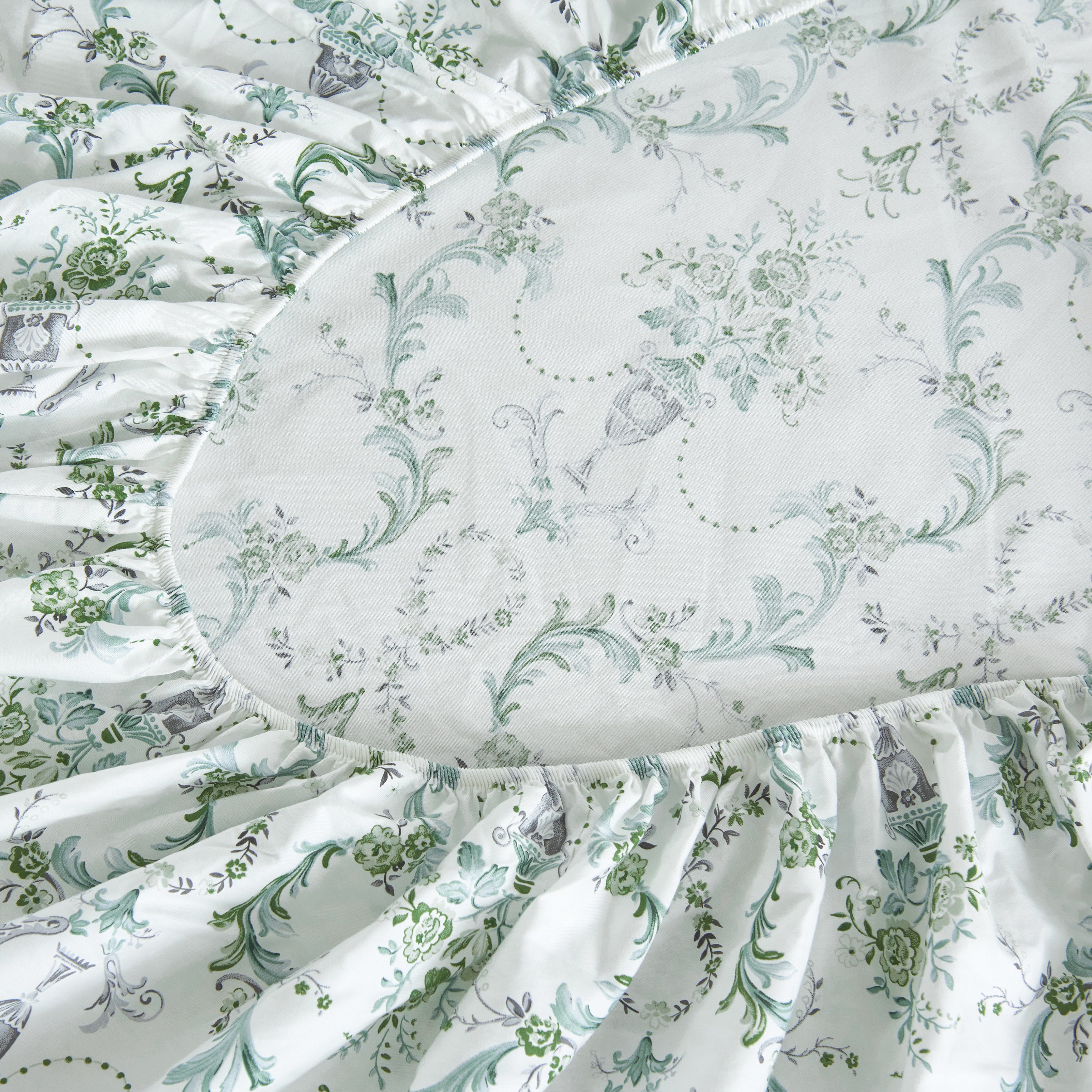 Fully elasticized green damask fitted sheet with a durable full-wrap stretch design fitting mattresses up to 14 inches deep - DAUAOTO