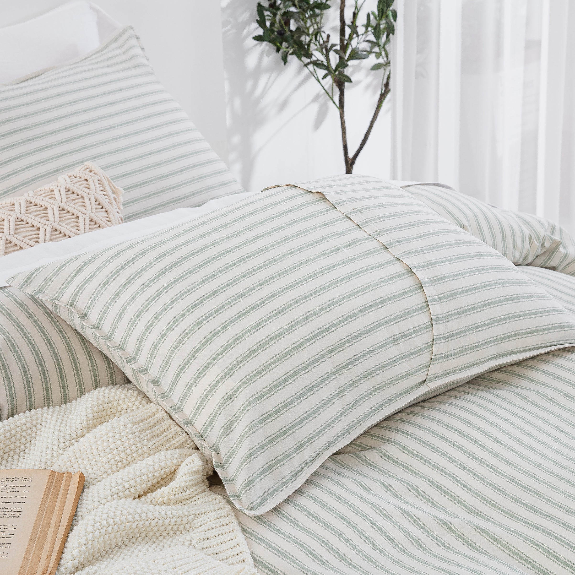 Finely tailored sage green yarn-dyed stripe pillow shams woven from breathable linen cotton blend fibers - DAUAOTO