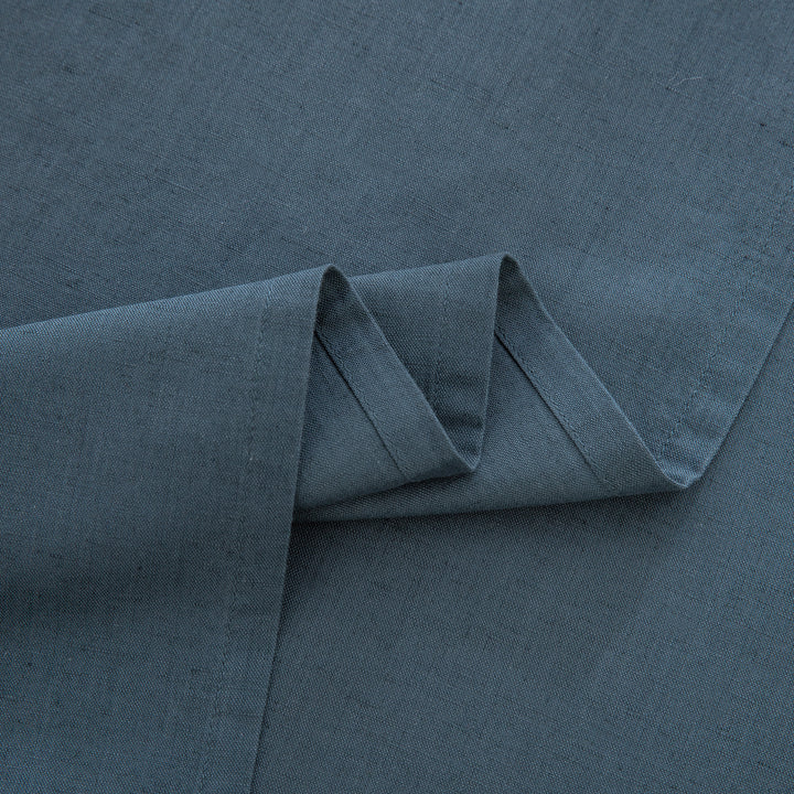 Detailed view of the prewashed slate blue flat sheet highlighting the rustic texture and smooth softness for modern tranquility - DAUAOTO