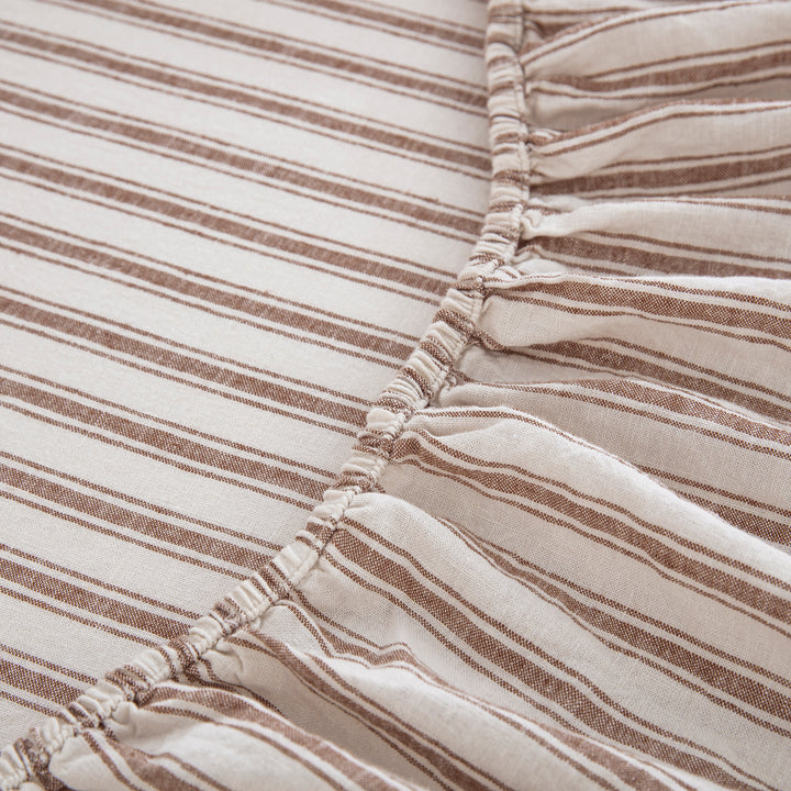 Fully elasticized taupe striped fitted sheet with durable full-wrap stretch fitting thick mattresses up to 16 inches deep - DAUAOTO