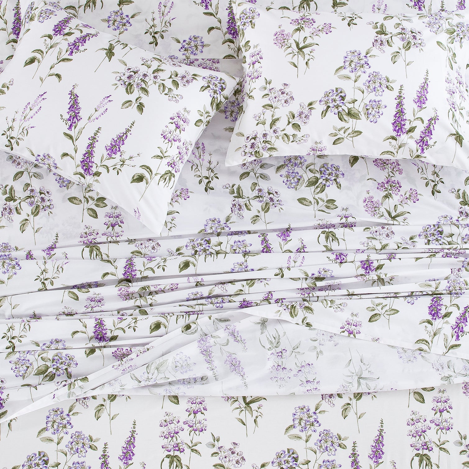 Top-down view of the romantic oasis master suite styled with the watercolor-inspired purple floral pure cotton bed sheets - DAUAOTO