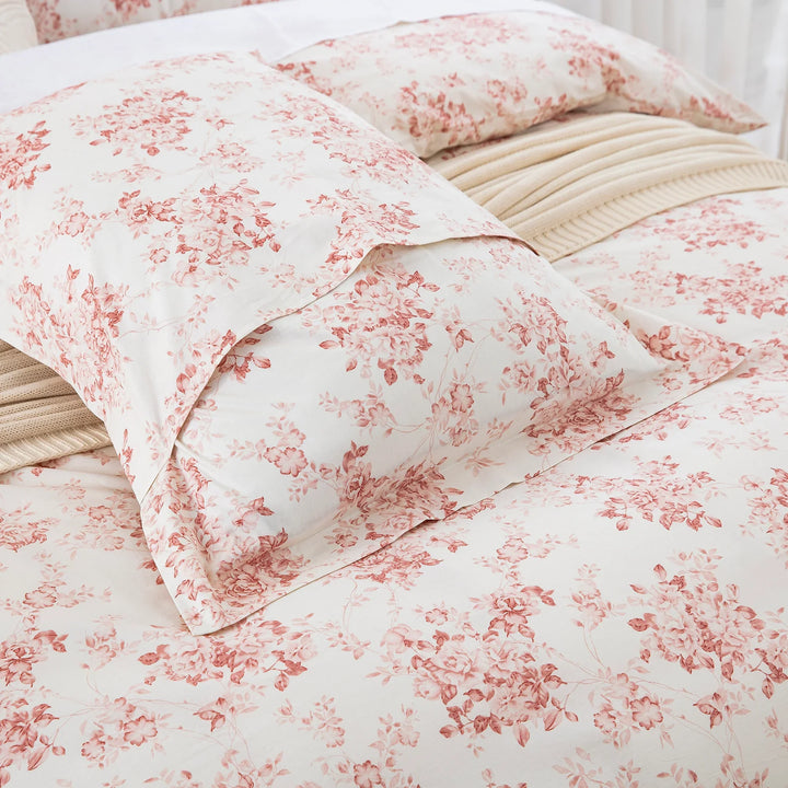 Matching pure cotton pillow shams featuring the delicately printed dusty pink and soft rose floral design - DAUAOTO